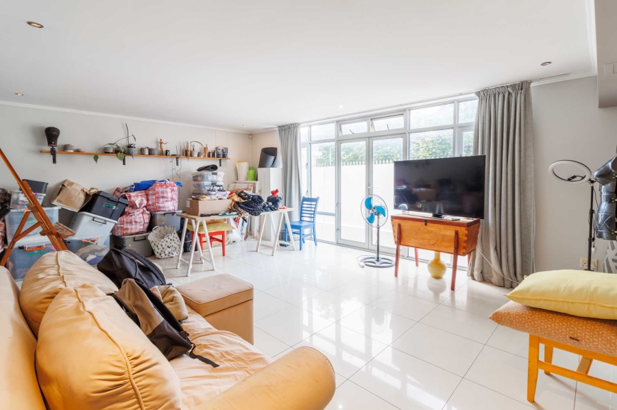 To Let 2 Bedroom Property for Rent in Hout Bay Beachfront Western Cape